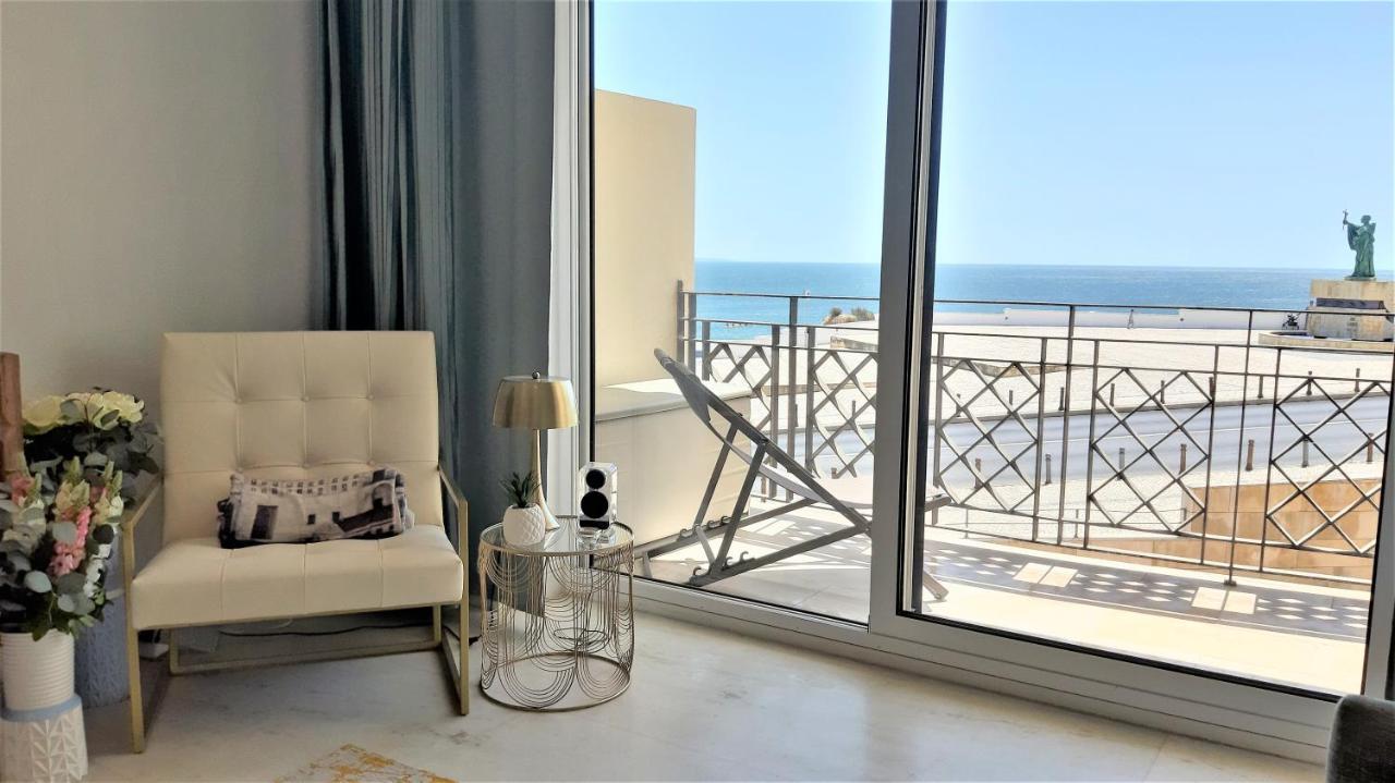 Potato Beach Apartment At Beach Front & Sea View Lagos Bagian luar foto